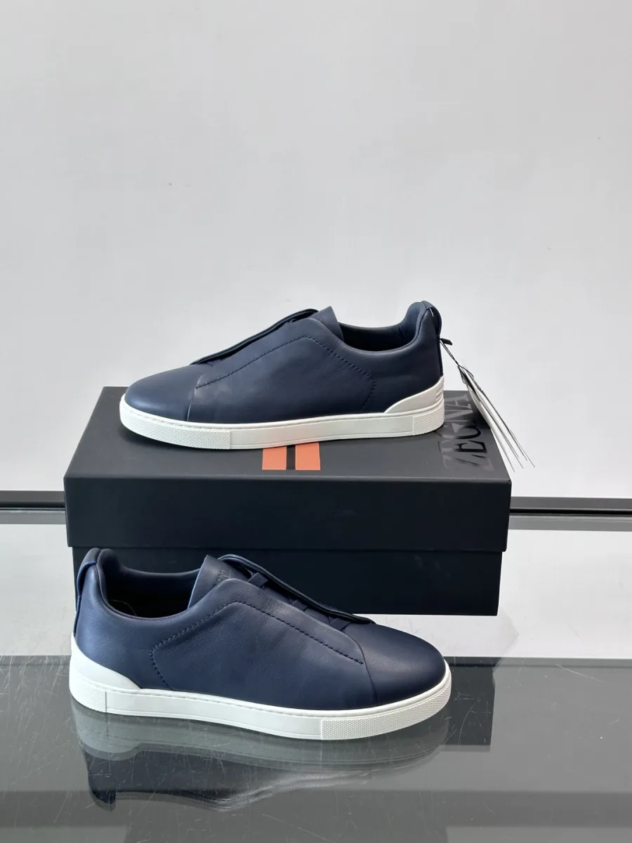 Low-Top Leather Sneaker - Navy, photo 5