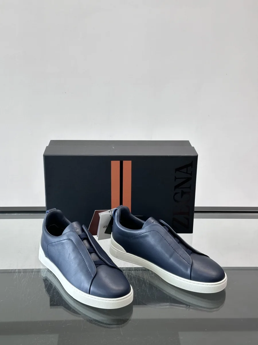 Low-Top Leather Sneaker - Navy, photo 6