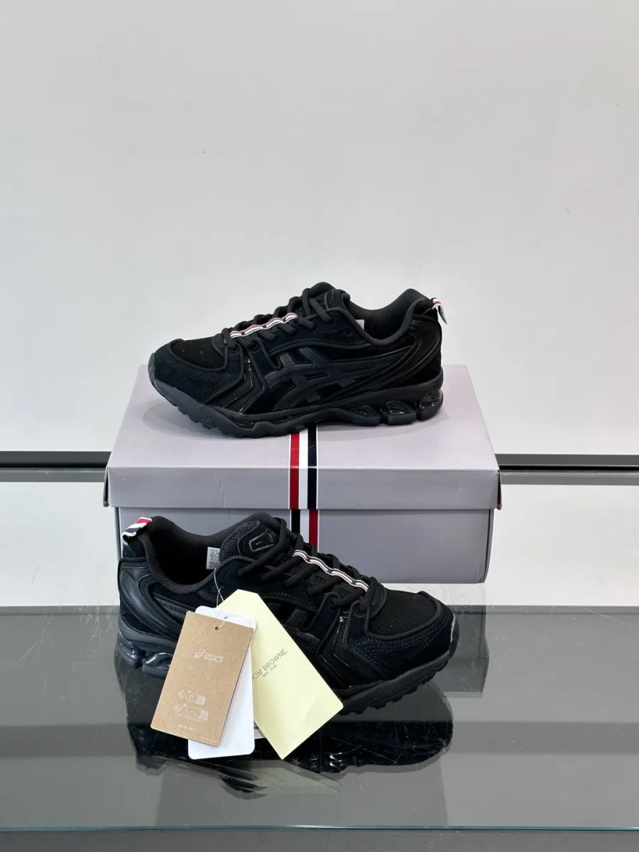 Trail Running Sneaker - Black, photo 4