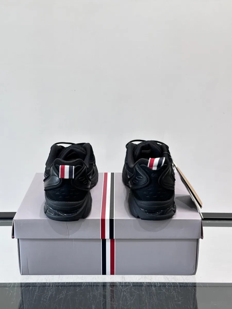 Trail Running Sneaker - Black, photo 8