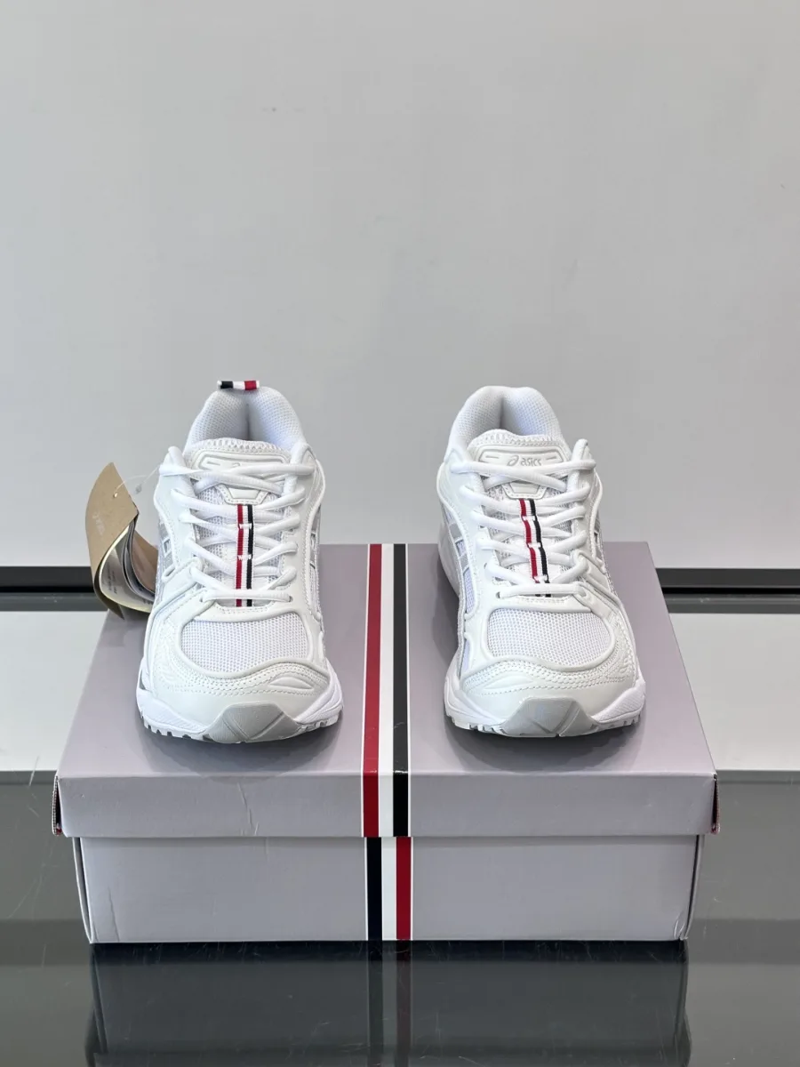 Trail Running Sneaker - White, photo 2
