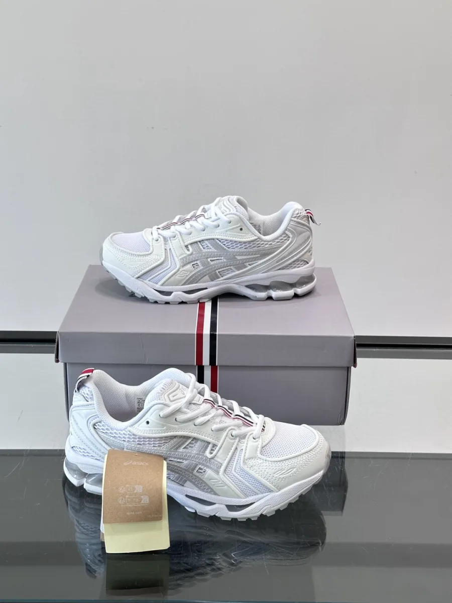 Trail Running Sneaker - White, photo 4