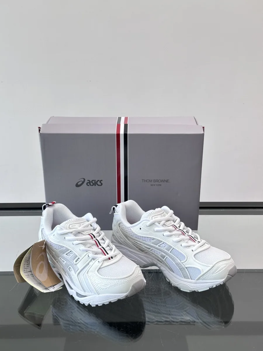 Trail Running Sneaker - White, photo 5