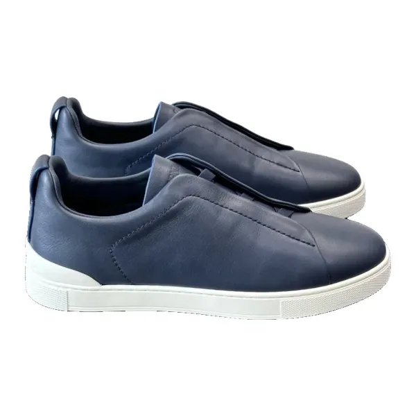 Low-Top Leather Sneaker - Navy